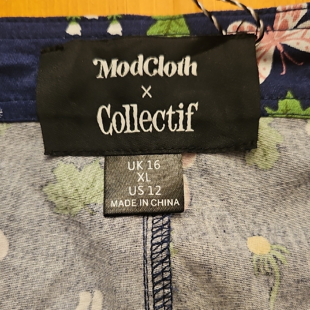 Modcloth X Collectif Womens US 12 Meadow Print Trousers - Picture 4 of 5